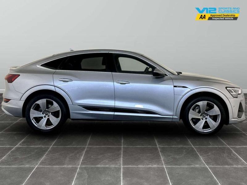 Used Audi e-tron 2022 for sale - 76825830: Photo 11