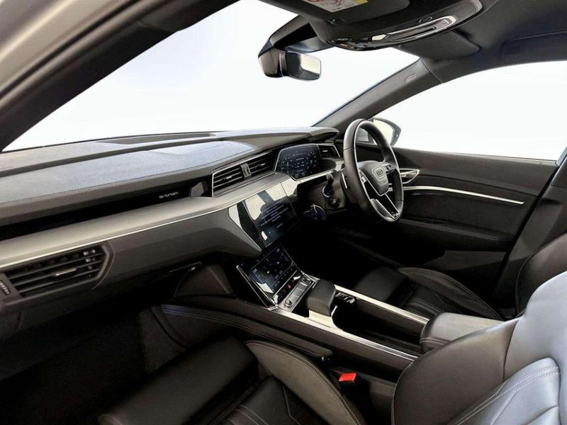 Used Audi e-tron 2022 for sale - 76825830: Photo 12