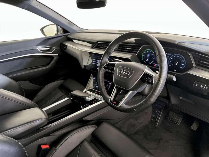 Used Audi e-tron 2022 for sale - 76825830: Photo 15