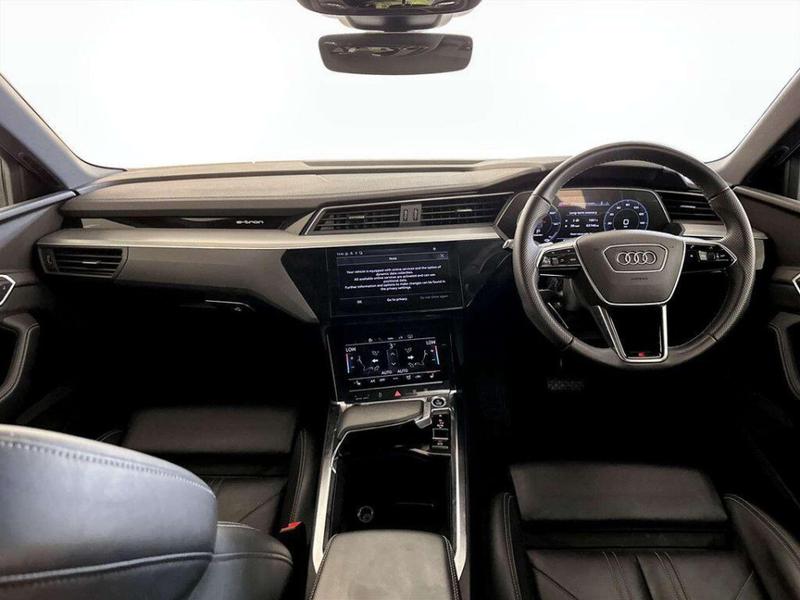 Used Audi e-tron 2022 for sale - 76825830: Photo 3