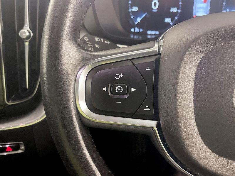 Used Volvo XC60 2019 for sale - 76641101: Photo 17