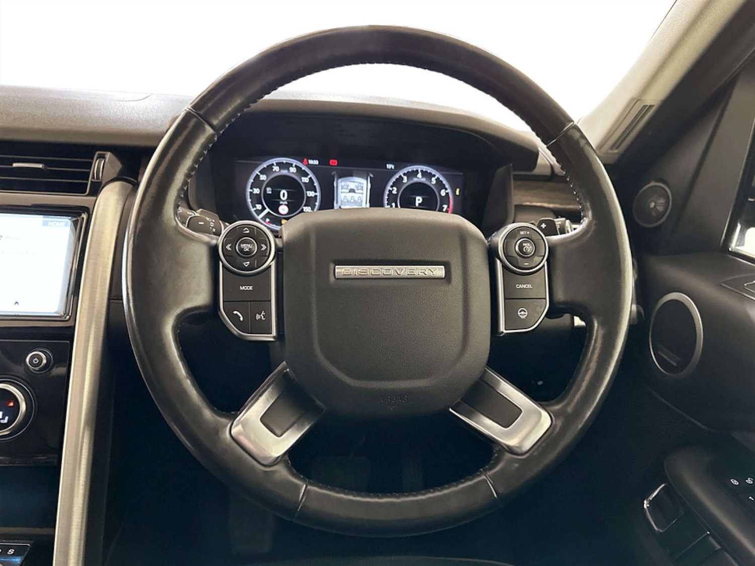 Used Land Rover Discovery 2018 for sale - 77717784: Photo 18