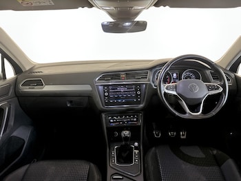 Used Volkswagen Tiguan 2021 for sale - 75394405: Photo