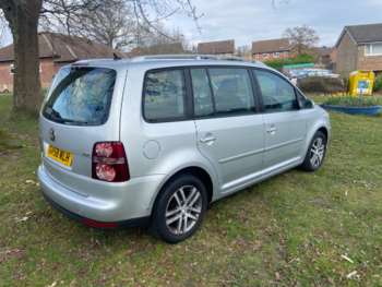 Used Volkswagen Touran 2009 for sale - 74141795: Photo
