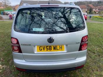 Used Volkswagen Touran 2009 for sale - 74141795: Photo