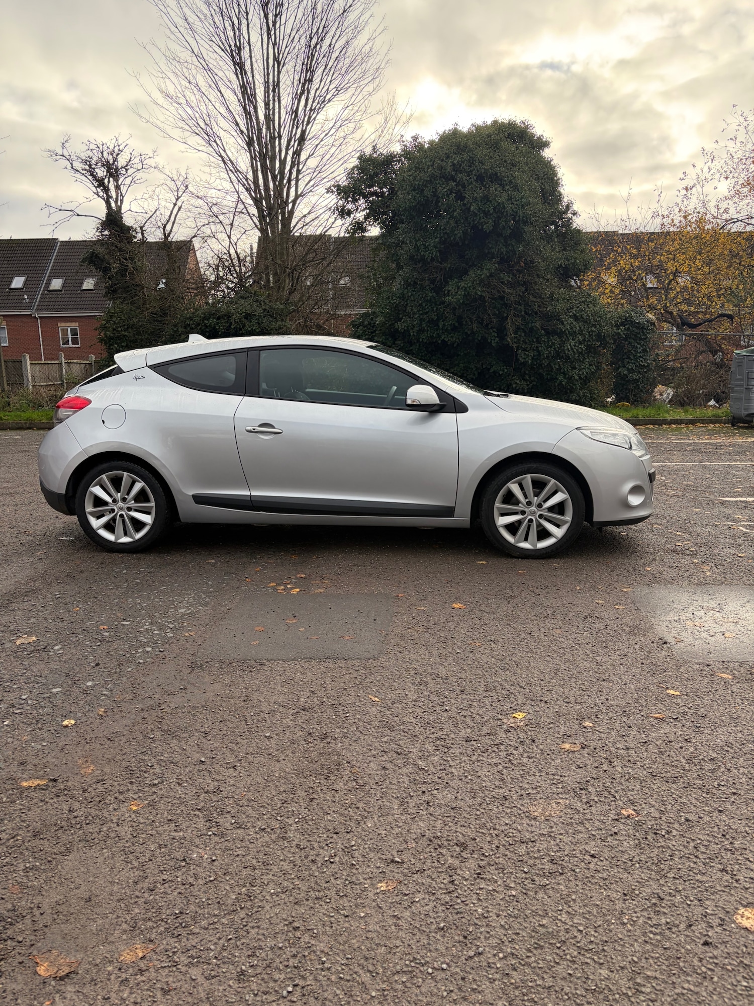 Used Renault Megane 2011 for sale - 76905486: Photo 1