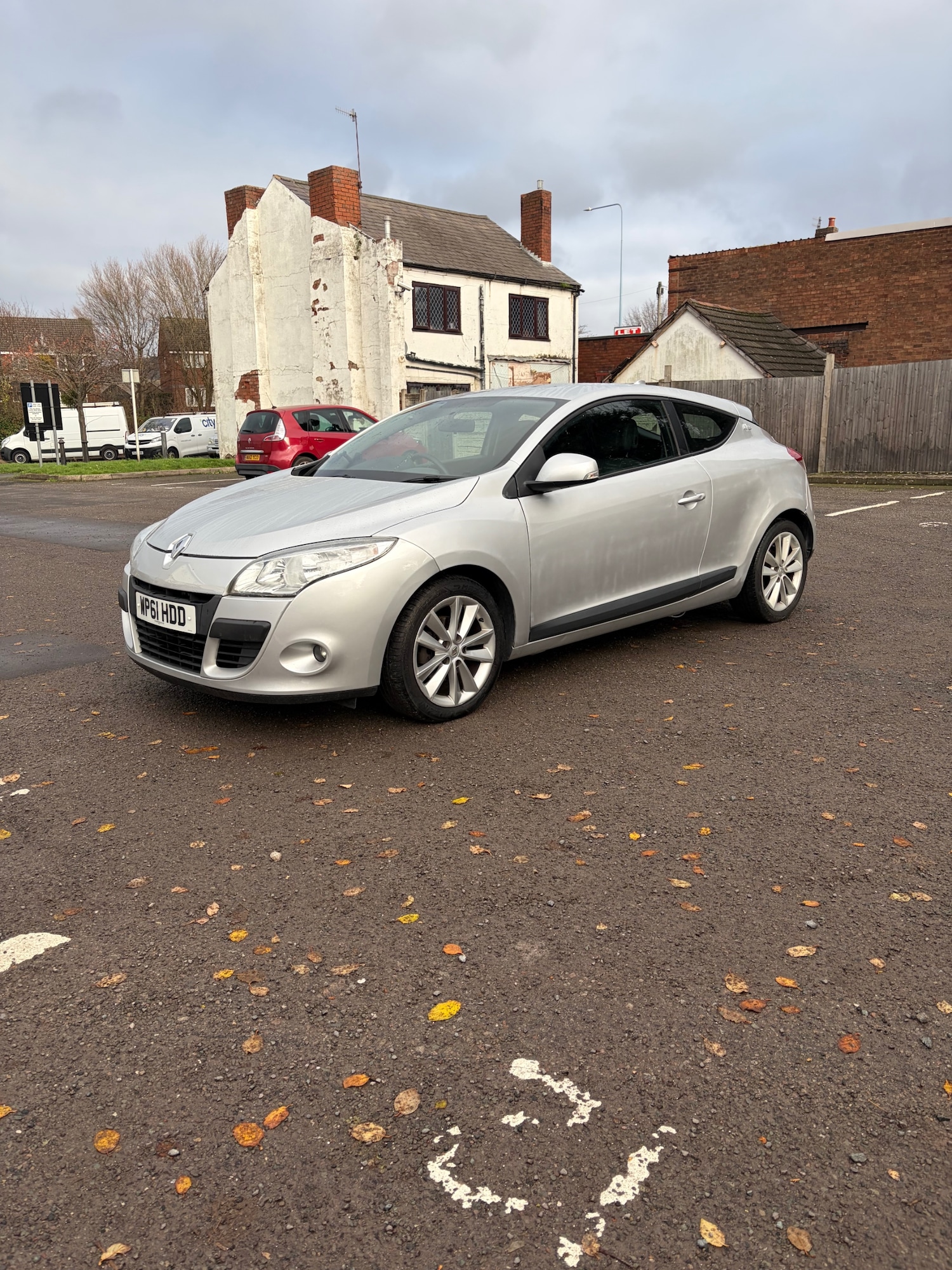 Used Renault Megane 2011 for sale - 76905486: Photo 6