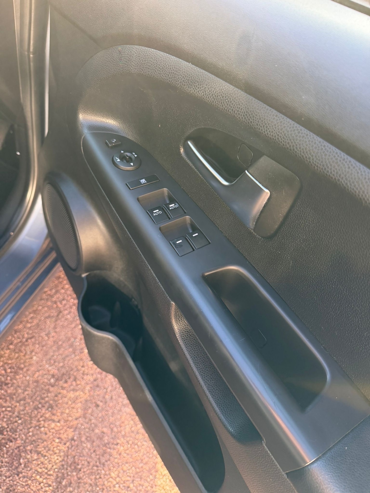 Used Kia Venga 2015 for sale - 77003623: Photo 13