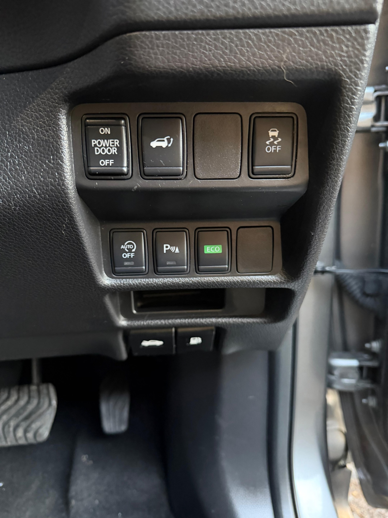 Used Nissan X-Trail 2016 for sale - 77020529: Photo 16