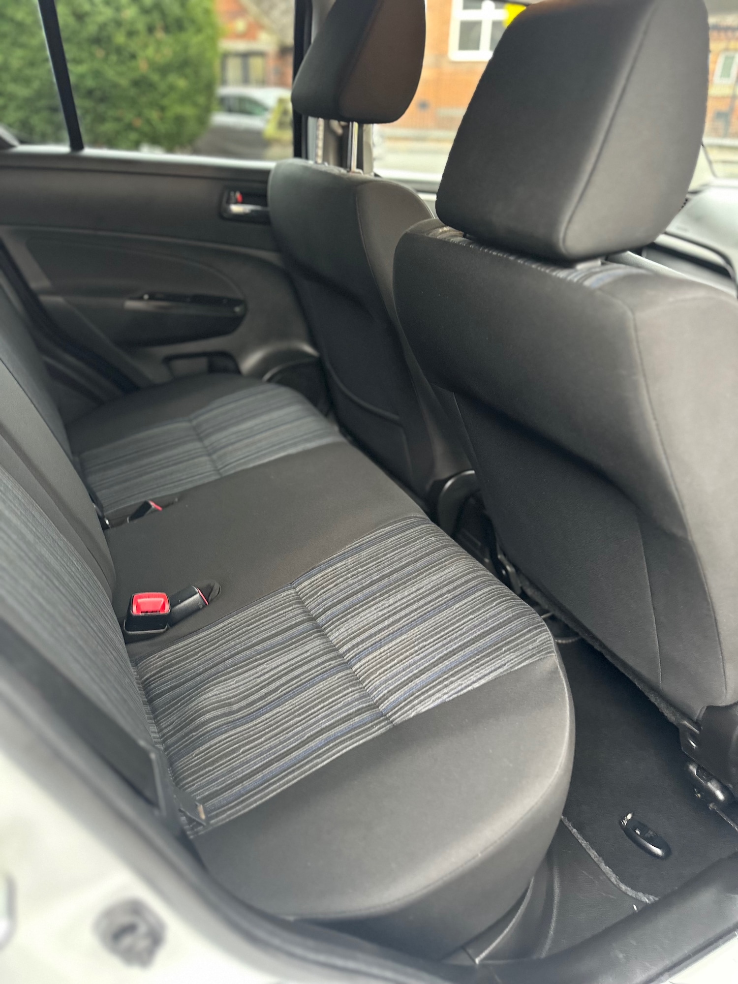 Used Suzuki Swift 2015 for sale - 76719648: Photo 10