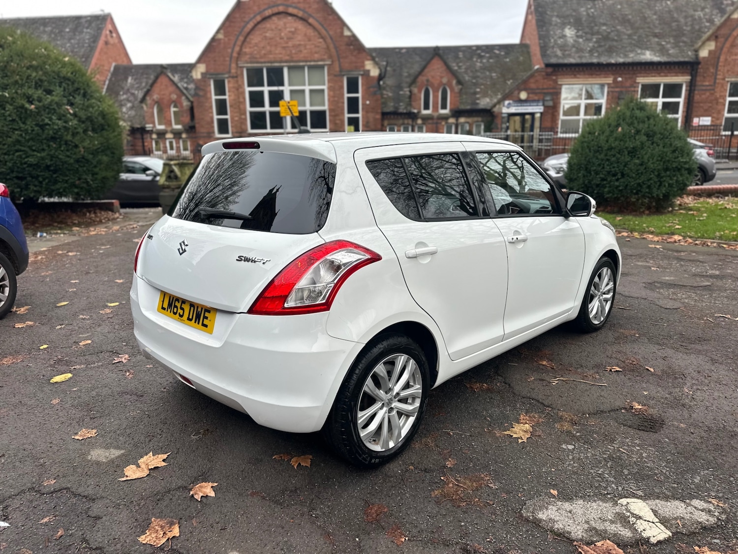 Used Suzuki Swift 2015 for sale - 76719648: Photo 3