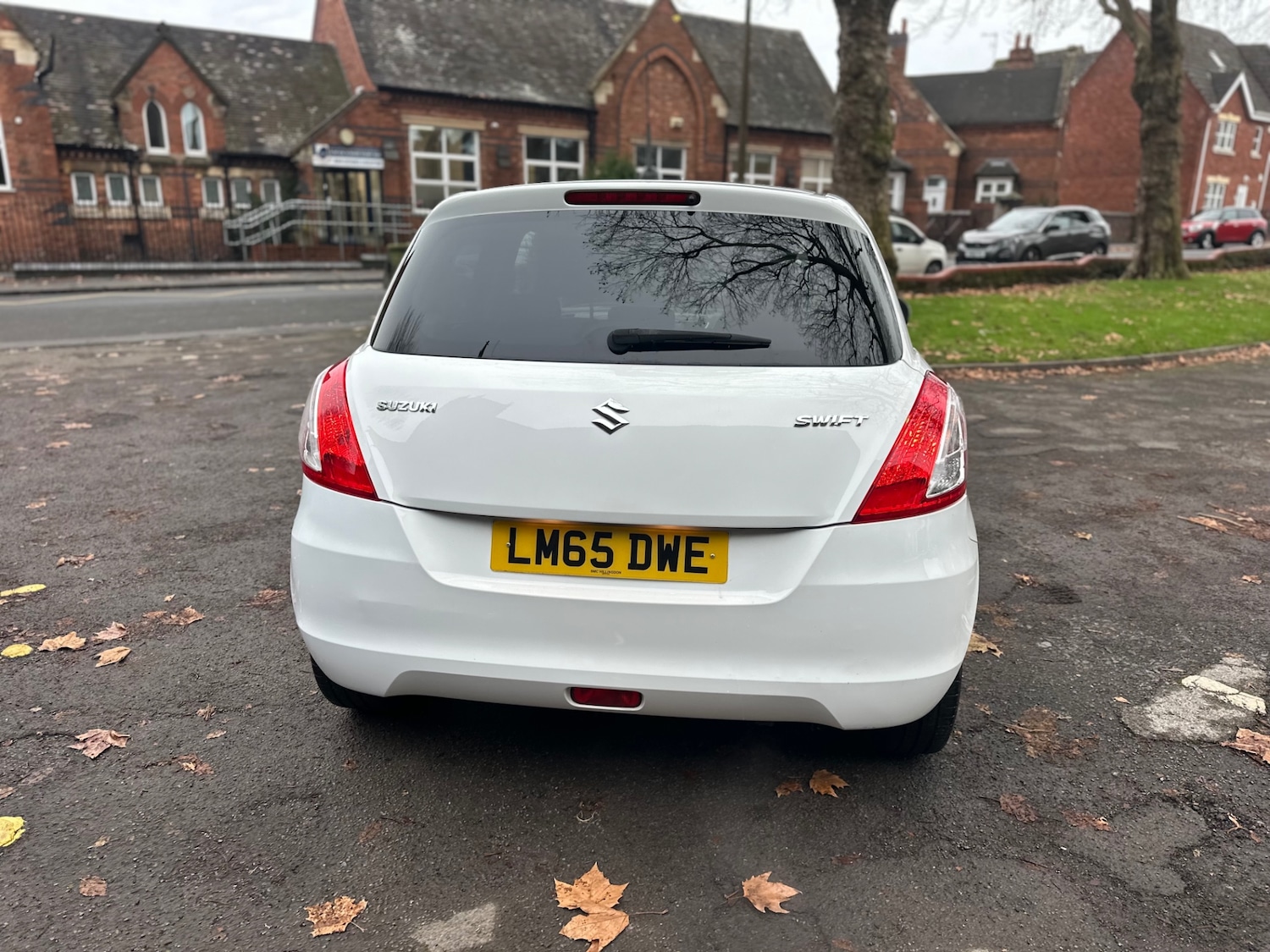 Used Suzuki Swift 2015 for sale - 76719648: Photo 4