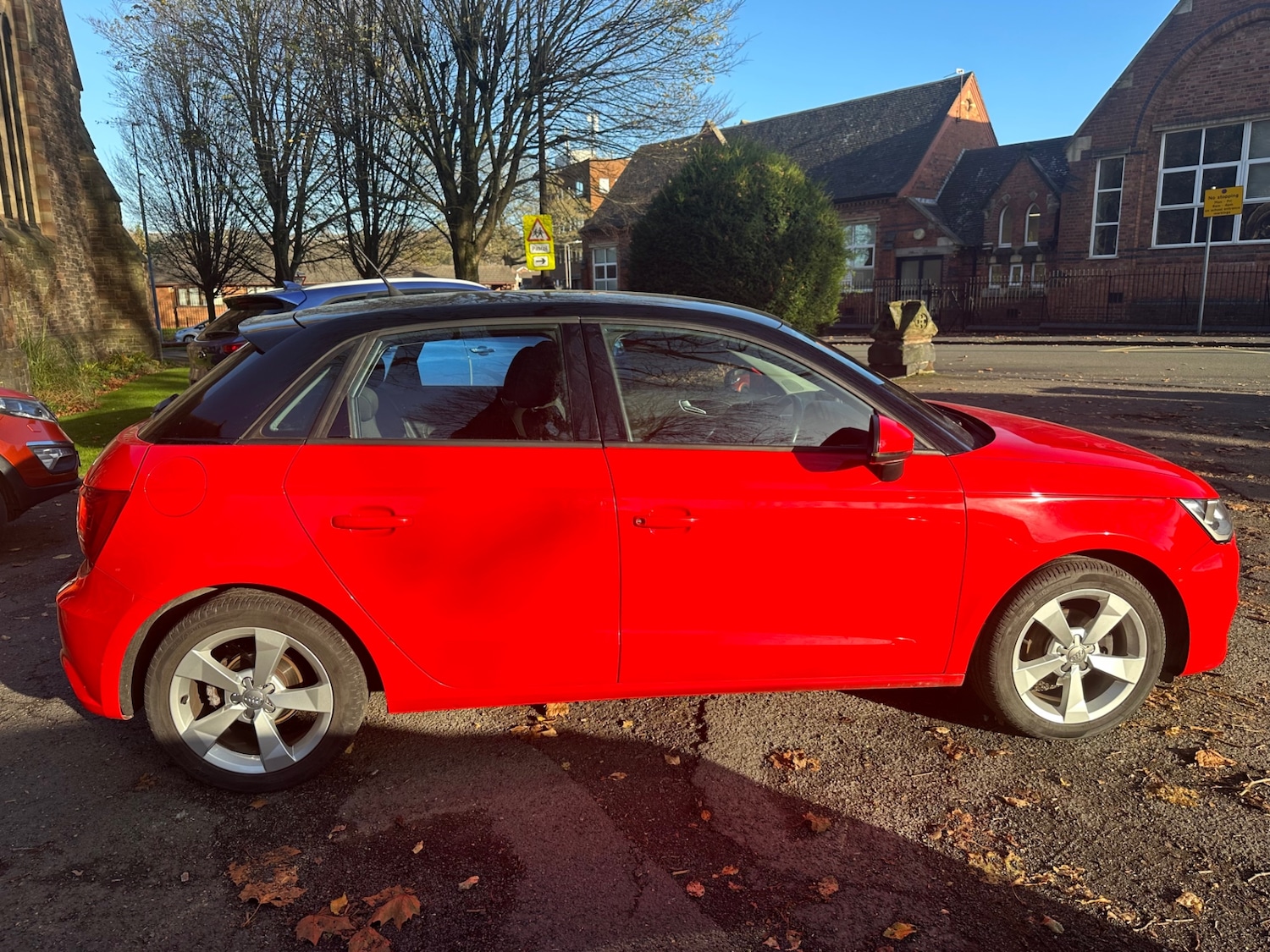 Used Audi A1 2015 for sale - 76621398: Photo 2