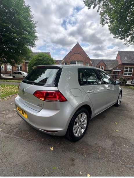 Used Volkswagen Golf 2014 for sale - 75537422: Photo 8