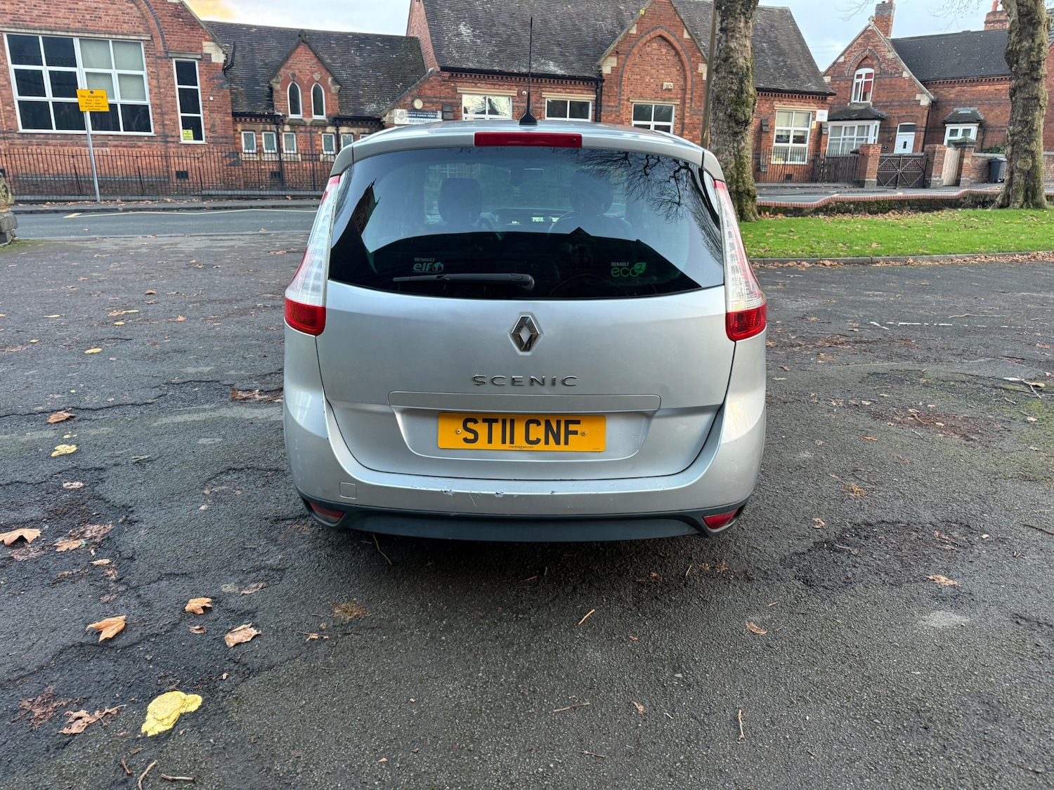 Used Renault Grand Scenic 2011 for sale - 76694648: Photo 4