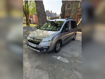 Used Citroen Berlingo 2015 for sale - 75537509: Photo