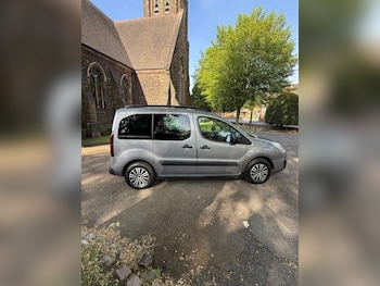 Used Citroen Berlingo 2015 for sale - 75537509: Photo
