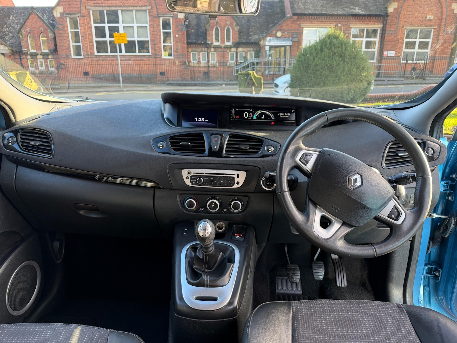 Used Renault Scenic 2012 for sale - 76960409: Photo 11