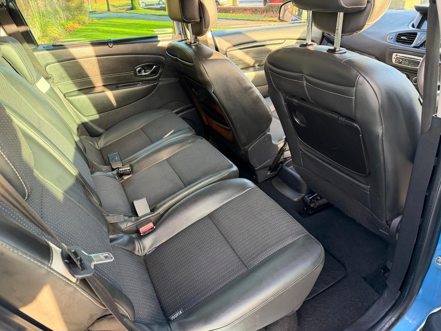 Used Renault Scenic 2012 for sale - 76960409: Photo 12