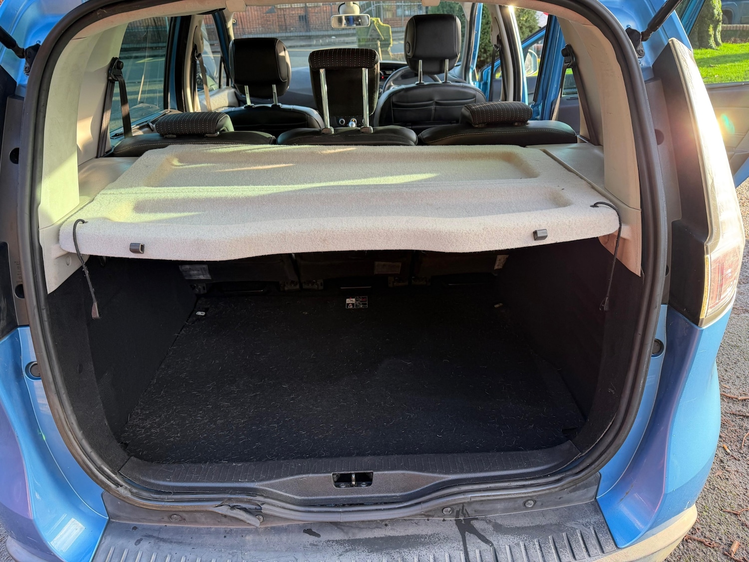 Used Renault Scenic 2012 for sale - 76960409: Photo 14