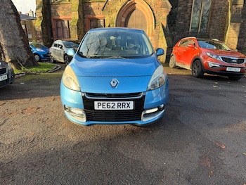 Used Renault Scenic 2012 for sale - 76960409: Photo