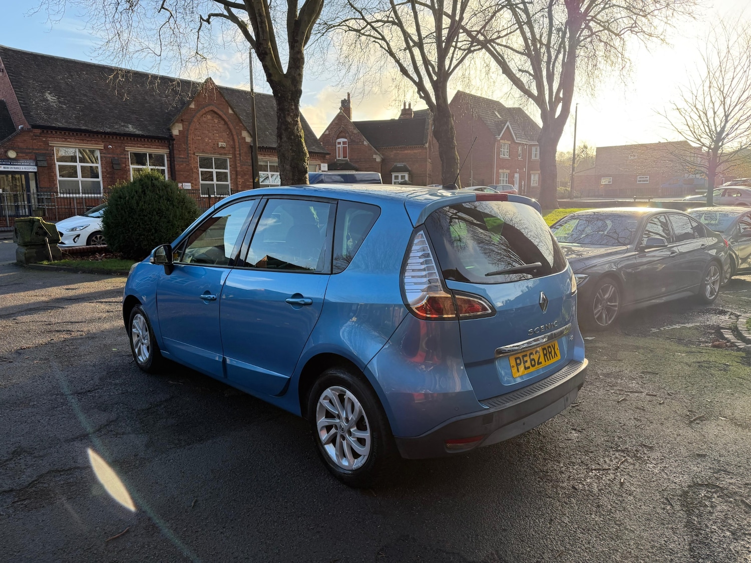 Used Renault Scenic 2012 for sale - 76960409: Photo 6