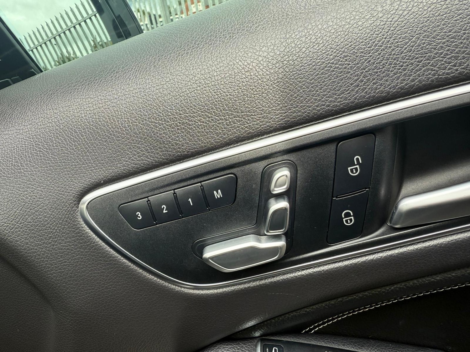 Used Mercedes-Benz GLA 2018 for sale - 77013207: Photo 10