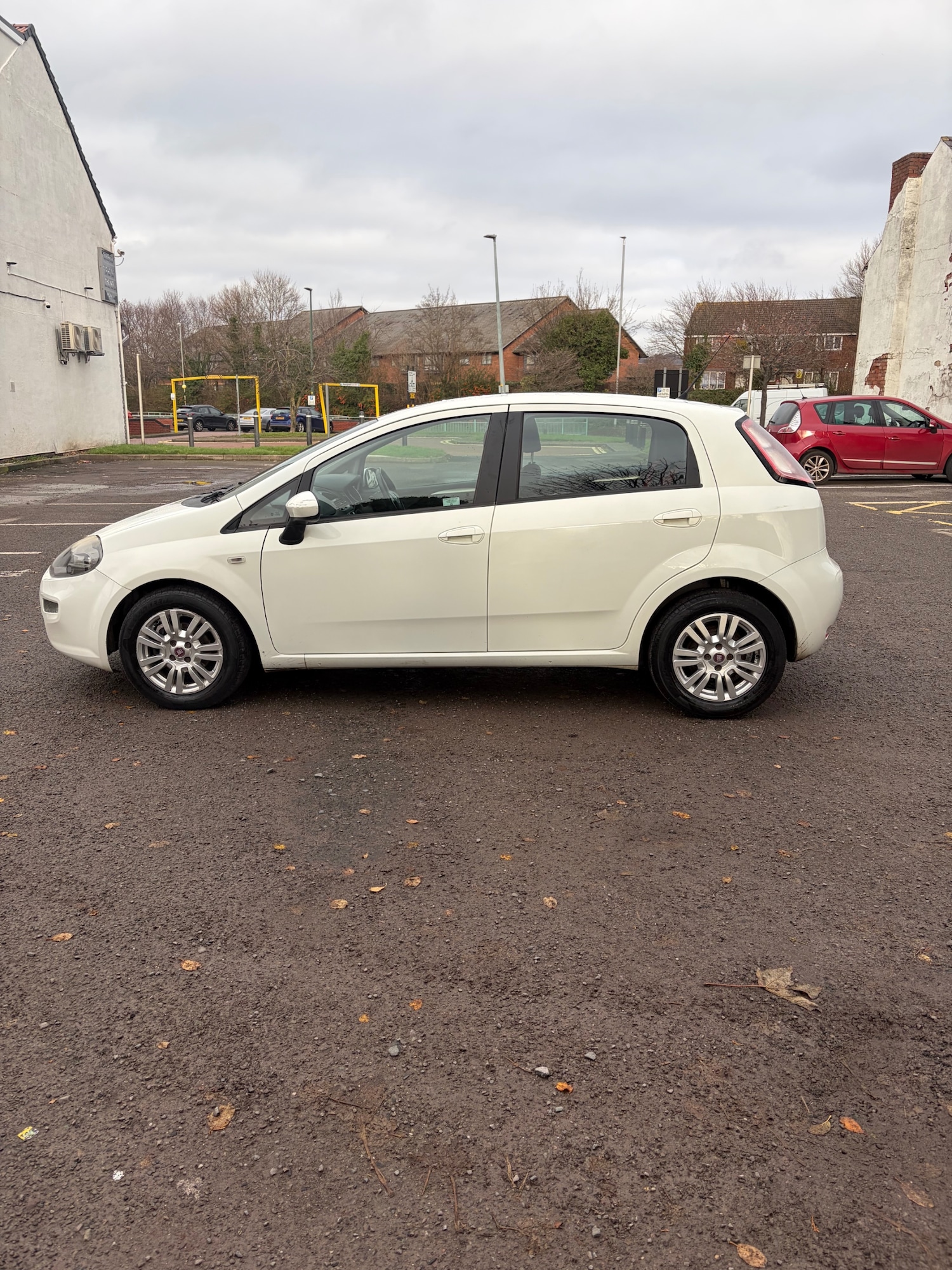 Used Fiat Punto 2012 for sale - 76905119: Photo 5
