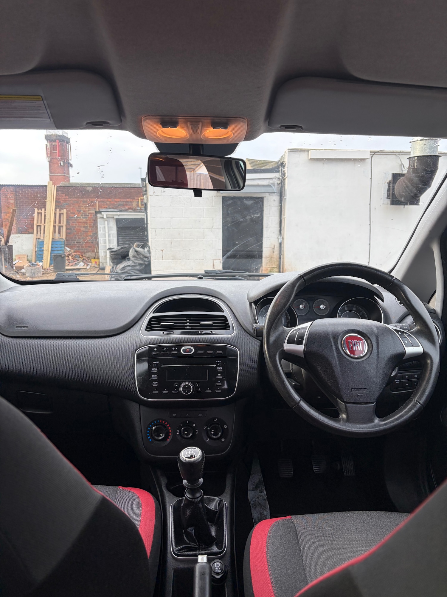 Used Fiat Punto 2012 for sale - 76905119: Photo 6