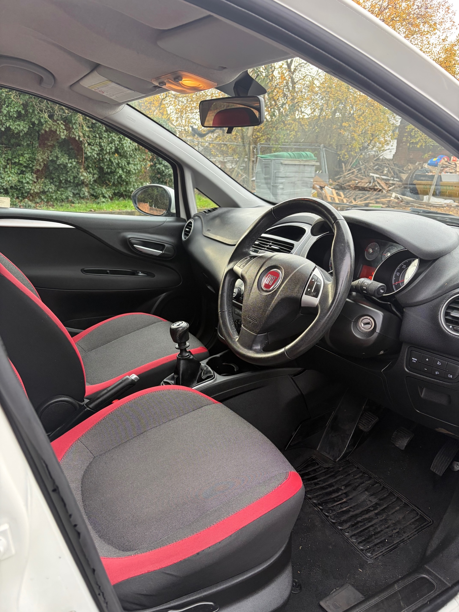 Used Fiat Punto 2012 for sale - 76905119: Photo 8