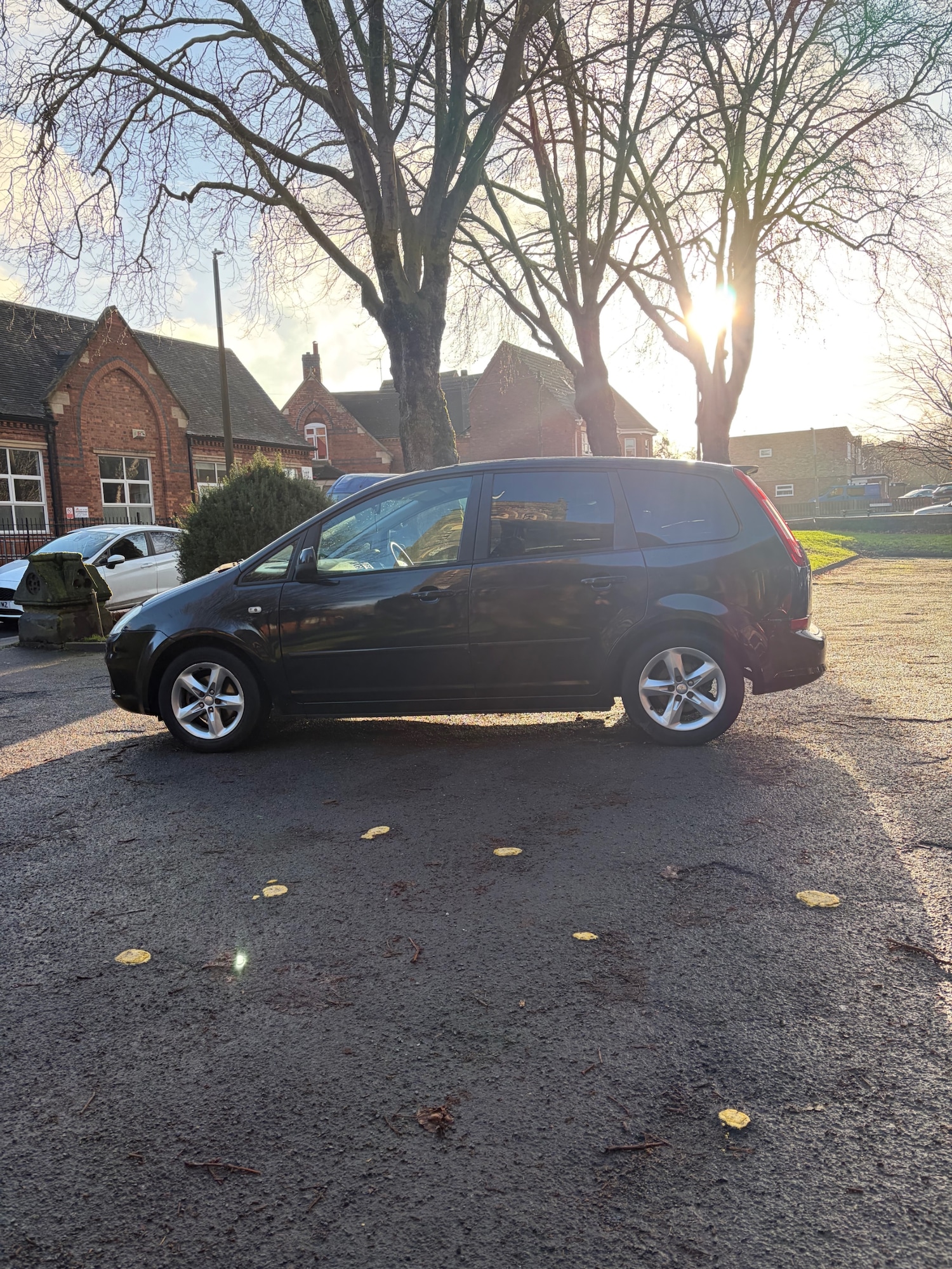 Used Ford C-Max 2010 for sale - 76947119: Photo 5
