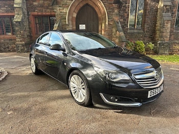 Vauxhall - Insignia