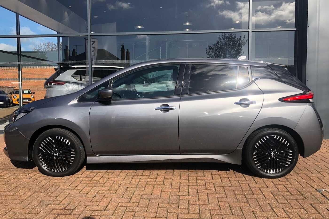 Used Nissan Leaf 2022 for sale - 76175169: Photo 3