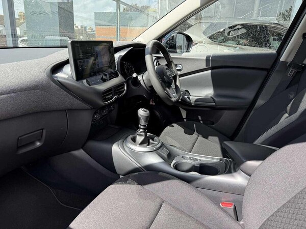 Used Nissan Juke 2024 for sale - 75658145: Photo 2