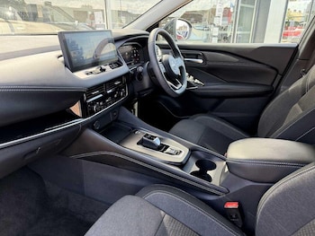 Used Nissan Qashqai 2023 for sale - 75757551: Photo