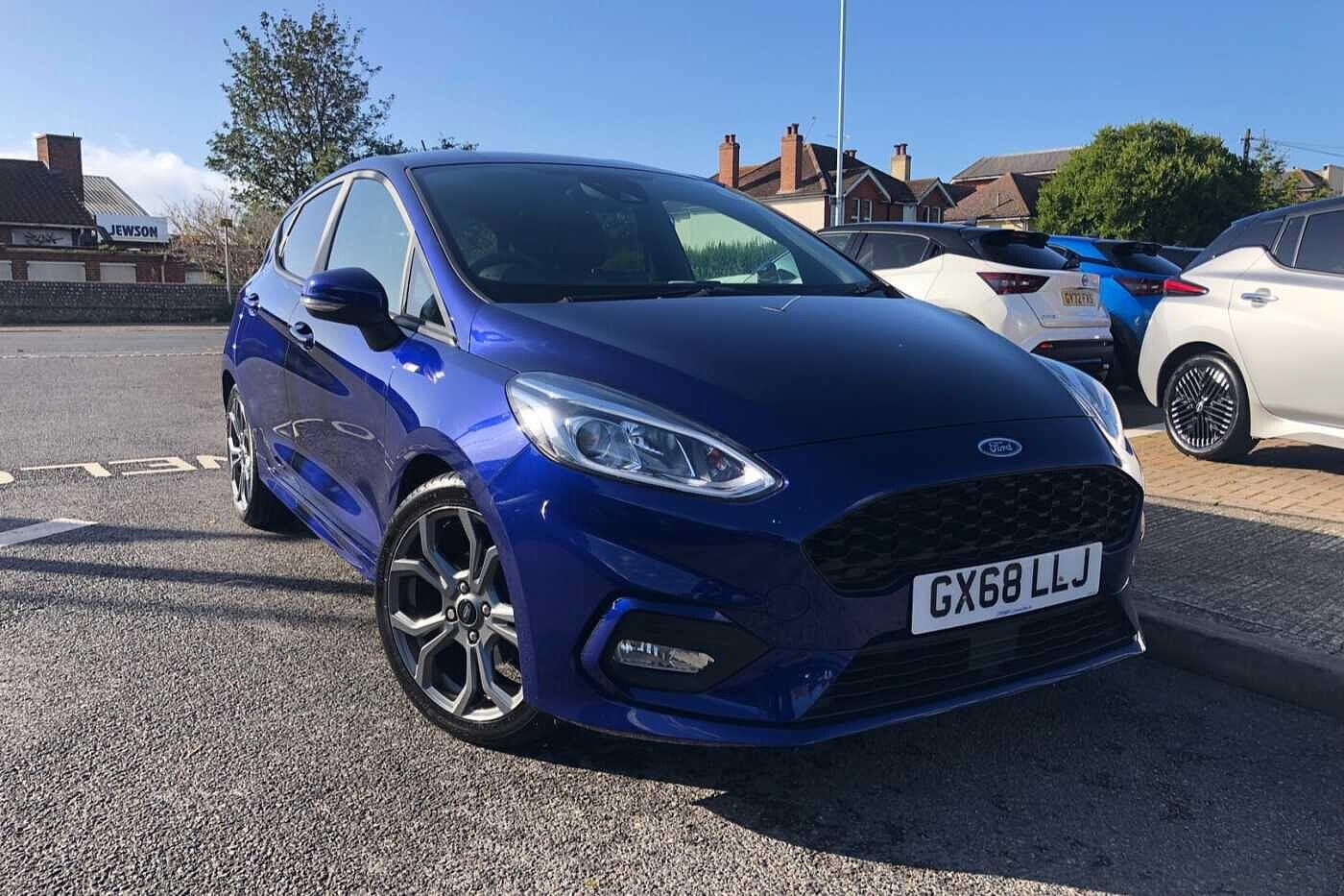 Used Ford Fiesta 2018 for sale - 76135926: Photo 1