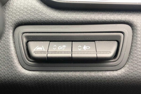 Used Renault Clio 2022 for sale - 76250942: Photo 25