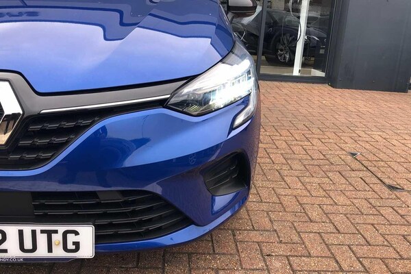 Used Renault Clio 2022 for sale - 76250942: Photo 32