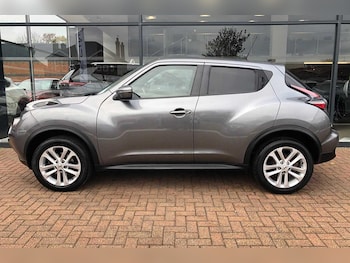 Used Nissan Juke 2018 for sale - 76307868: Photo 2