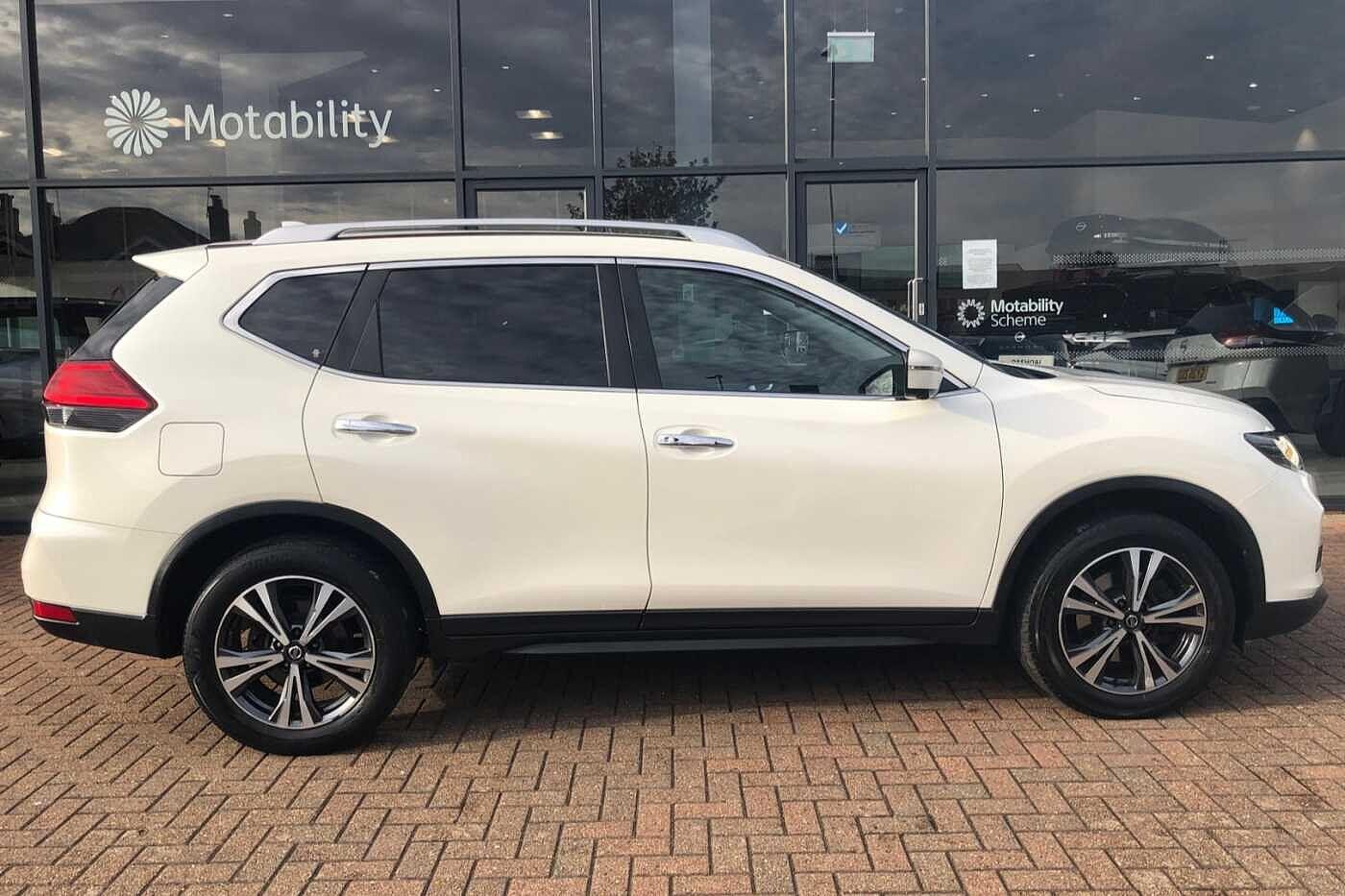 Used Nissan X-Trail 2018 for sale - 76108647: Photo 2