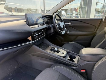 Used Nissan Qashqai 2023 for sale - 76060121: Photo
