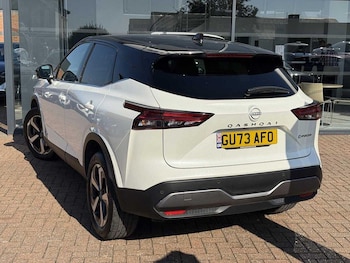 Used Nissan Qashqai 2023 for sale - 76060121: Photo