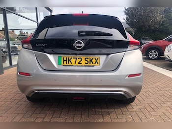 Used Nissan Leaf 2022 for sale - 76137910: Photo 4