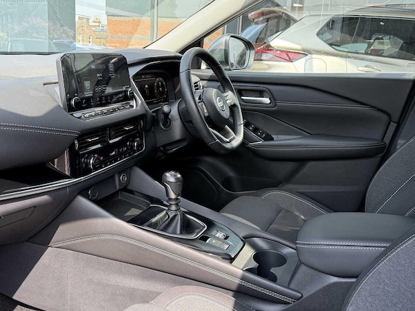 Used Nissan Qashqai 2021 for sale - 75551944: Photo 2
