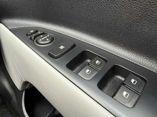 Used Kia Stonic 2021 for sale - 76270463: Photo 27