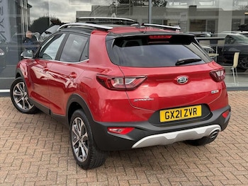 Used Kia Stonic 2021 for sale - 76270463: Photo 3