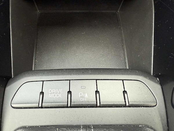 Used Kia Stonic 2021 for sale - 76270463: Photo 43