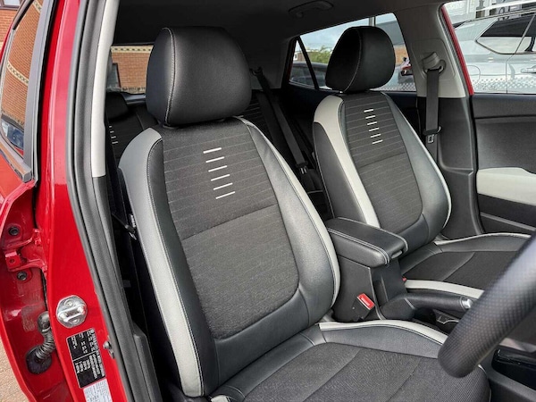 Used Kia Stonic 2021 for sale - 76270463: Photo 7