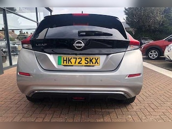 Used Nissan Leaf 2022 for sale - 76251127: Photo