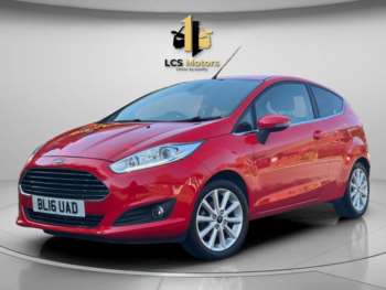 2016 (16) - 1.0 EcoBoost Titanium 3dr